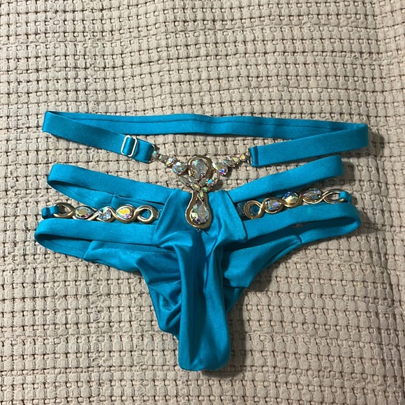 SOLD ON Ⓜ️ERC - Picture 4 of 12